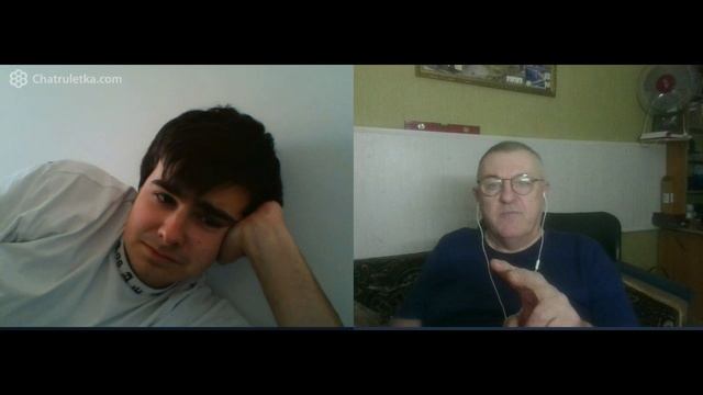 То ли малохольный, то ли скакать устал... смотреть онлайн