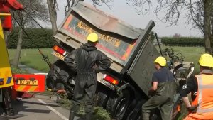 Полные Идиоты на Работе