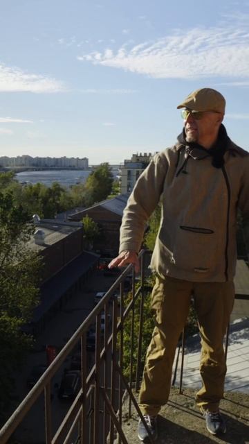 Потрясающий вид с водонапорной башни канатной фабрики Гота смотреть онлайн