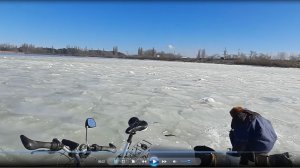 Белозёрская защитная дамба Каховского вдх. реки Днепр посетил рыбаков-любителей подлёдного лова рыбы