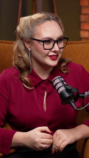 От 38 первых свиданий к счастливому браку, миллионный бизнес на трусах плюс-сайз - Эмилия Освенская