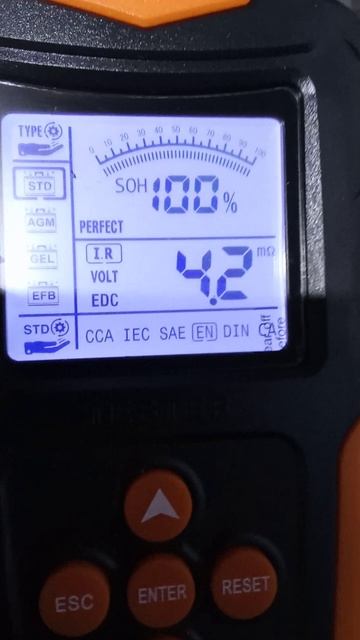 Тест аккумулятора после зарядки смотреть онлайн