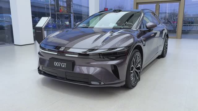 ZEEKR 007GT 2026 год смотреть онлайн