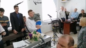 Славу оставив неба к нам Иисус пришёл