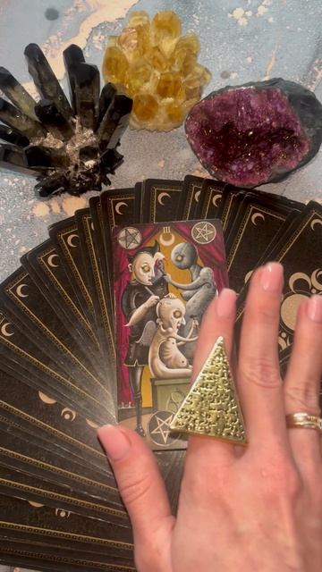 ЧТО ПО СУДЬБЕ? #гороскоп #гадание смотреть онлайн