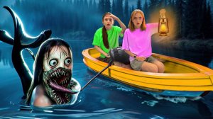 ПРИЗРАК РУСАЛКИ поселился у нас в БАССЕЙНЕ !