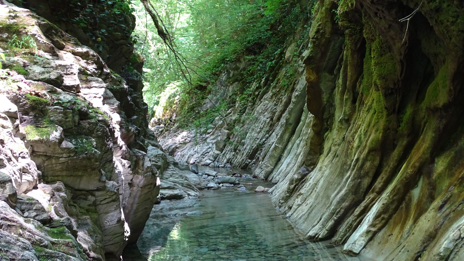 Лазаревское. Мамедово ущелье. Водопад Борода Мамеда. смотреть онлайн