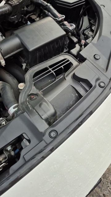 Подкапотный пластик Honda Civic XI