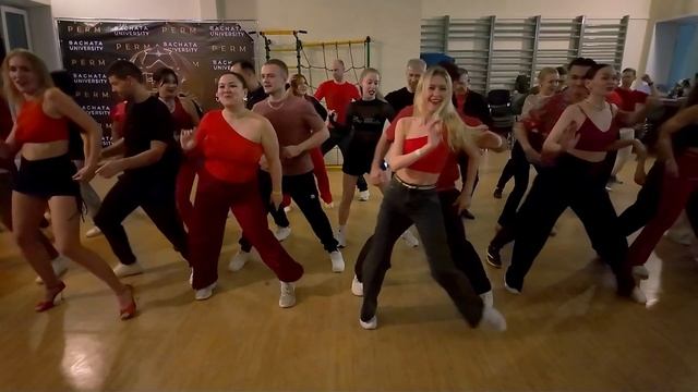 Бачата буткемп #bachata #bootkamp #bachatasolo смотреть онлайн