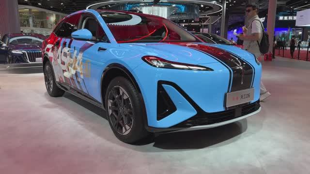 Hongqi Tiangong 06 смотреть онлайн