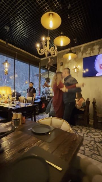 Танец Бачата под скрипку смотреть онлайн