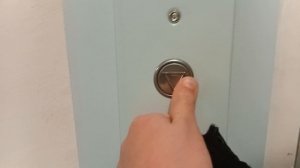 Медленный лифт слз.Грузоподъёмность : 400 кг. 5 чел.Адрес :Колпино оборонная дом :10