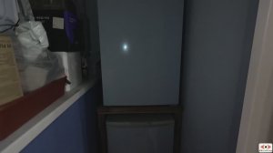 Две морозилки на балконе друг на друга