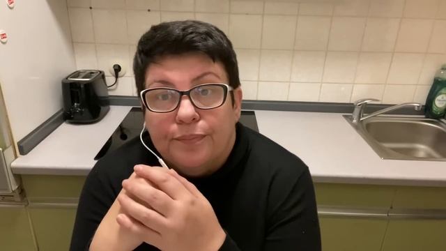 Таня пишет своей маме. Жить на расстоянии или рядом. смотреть онлайн