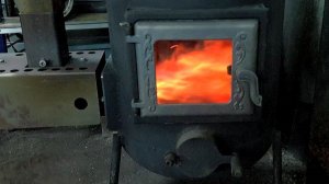 Простейшая, пеллетная горелка. А часа не хватило все рассказать.