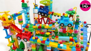 Мультфильм для детей и малышей. Игрушки, куклы, машинки. Залипательное видео. Распаковка. ASMR 6