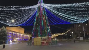 Какой красивый город посмотрим !  И как живут обычные люди!