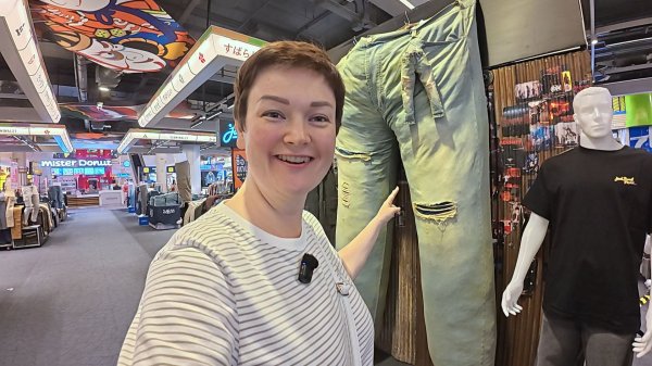 Бермудский ШОППИНГ в Таиланде! Искали мне шнур, а купили ПОДАРОК Вовану) БАТЛ на ярмарке в Паттайе