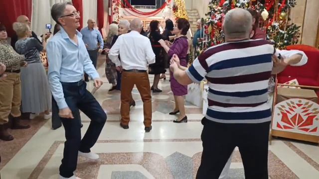 10 января.Танцуй красивая... смотреть онлайн