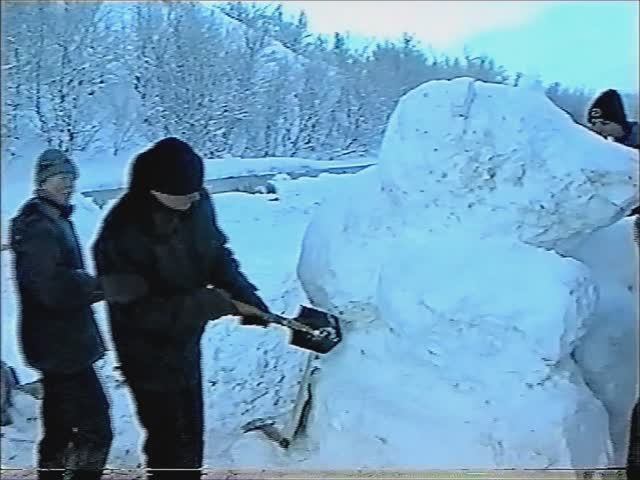 + Конкурс снежных фигур Заозёрск-2002