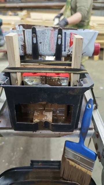 Технолоджия! 😁 Собрали "покрасочный станок" , скорость покраски просто космос! #стройка #покраска смотреть онлайн