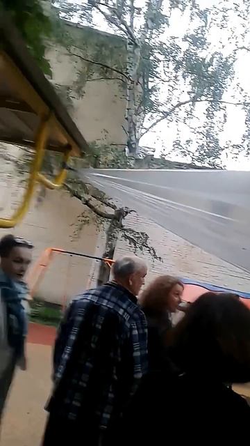 Обыкновенный летний вечер в  московском дворе на Сретенке. г. Москва.