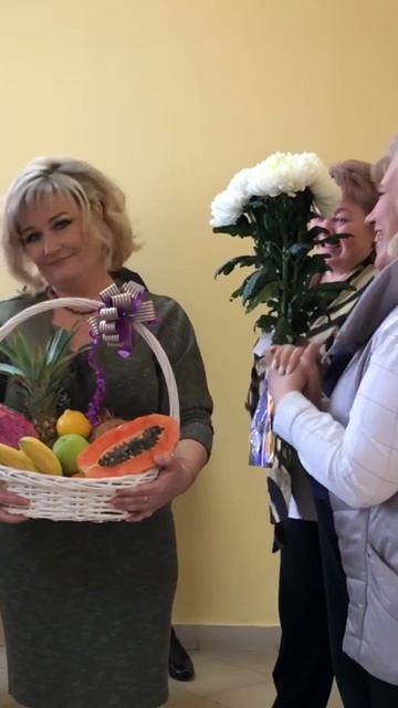 Поздравление нашей Ирины Владимировны с Днем Рождения. Команда Рекрутинг смотреть онлайн