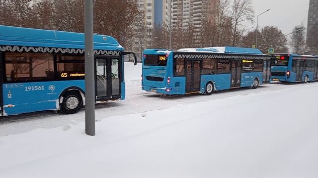 Пробка из автобусов смотреть онлайн