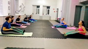 тренировка с ленточным эспандером