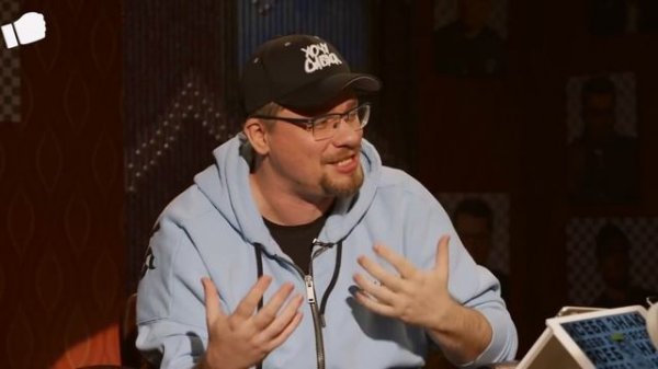 Гарик Харламов, неприятность в биотуалете