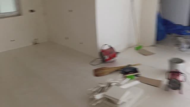 Разложил по дому плиты полистерола и всё подготовил к размотке труб для водяного тёплого пола . смотреть онлайн