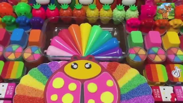 Раскладываем разные лизуну и блестки смотреть онлайн