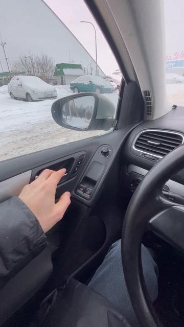 2011 VOLKSWAGEN GOLF MK6 смотреть онлайн