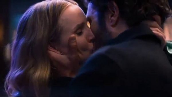 Mr. Credo - Медляк Vs Best romantic scenes in movies