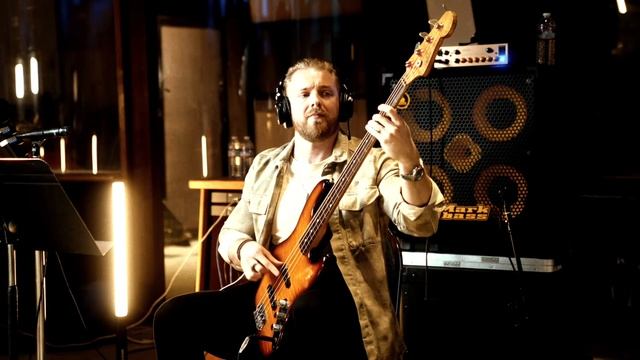 Hadrien Feraud - Bass Of Doom Jaco Pastorius