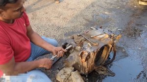 Капитальный ремонт трактора. Пакистанские технологии.