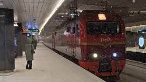 "Невский Экспресс" под ЭП2К-155 прибытие и отправление в Крюково