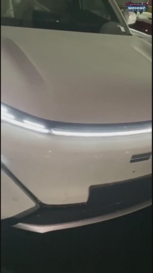 Tiguan L PRO и Geely Galaxy Starship 7 EM-i (прибыли на Таможню)