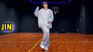 Джину очень мешали яйца во время танцевального челенджа: реакции сети взорвались! Новости BTS 2026..