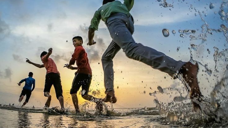 Шаг за дверь смотреть онлайн