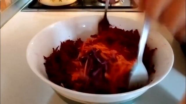 🌈 Витаминный салат из свеклы и капусты — цвет, вкус и смотреть онлайн