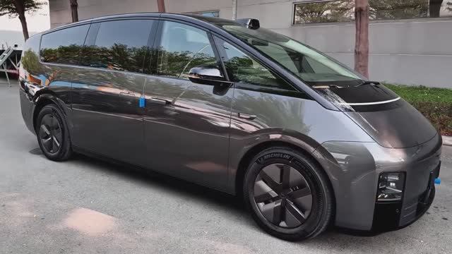 Li MEGA 2025 года смотреть онлайн