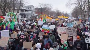 К волне протестов в США присоединились Филадельфия, Лос-Анджелес, Бостон.