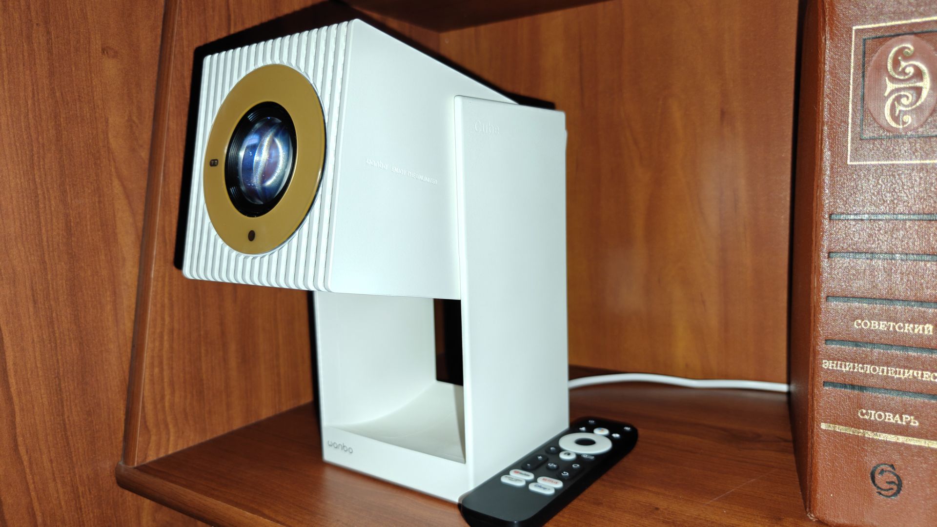 СТИЛЬНЫЙ КОМПАКТНЫЙ ПРОЕКТОР WANBO CUBE 2 PRO ПОЛНЫЙ ОБЗОР смотреть онлайн