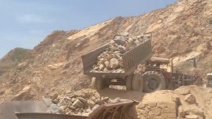 Большая дробилка для горных пород