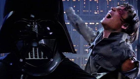 ДАРТ ВЙДЕР НАКАЗЫВАЕТ ЛЮКА ЗА ЕГО ШАЛОСТИ В STAR WARS BATTLEFRONT II смотреть онлайн