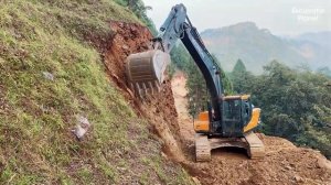 Новая трасса для бездорожья в горах | Экскаватор, открывающий горную дорогу