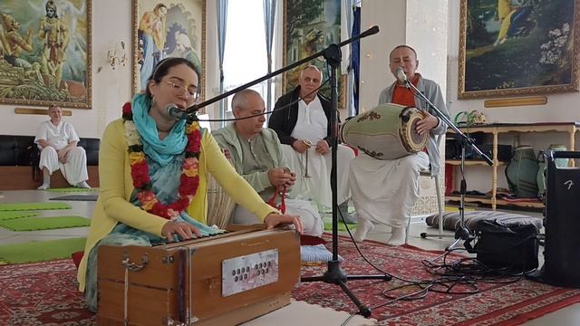 Прия Сакхи д.д.