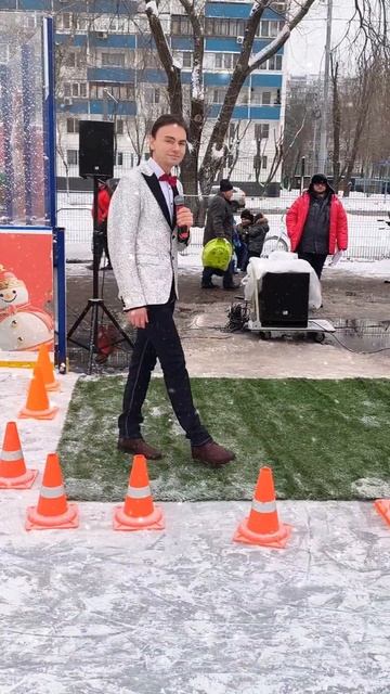 Снег АЛЕКСЕЙ АЛОВ