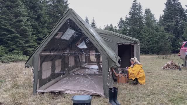 ATIK _ 3-КОМНАТНЫЙ СНЕЖНЫЙ ЛАГЕРЬ ME MSTAKL EVMZLE смотреть онлайн